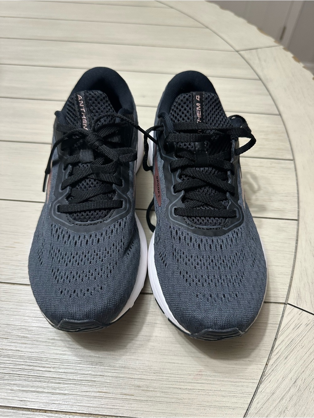 Brooks Anthem running shoes